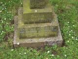 image of grave number 332640